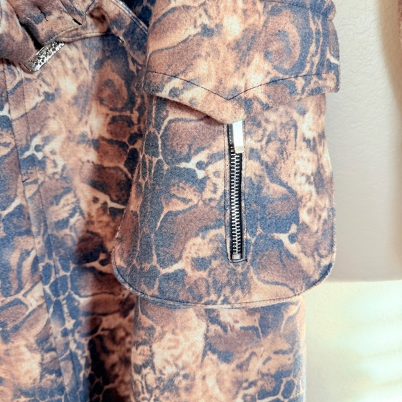 TAYION Luxury Fabric Women’s Coat - Picture 4 of 10